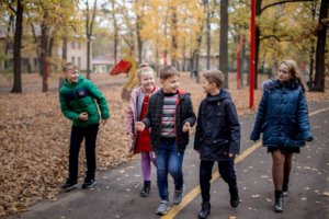выпускной альбом осенняя фотосессия для детей в школе
