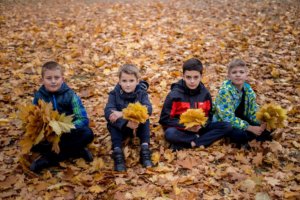 выпускной альбом осенняя фотосессия для детей в школе