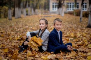выпускной альбом осенняя фотосессия для детей в школе