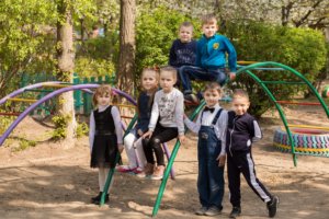 весенняя фотосессия в детском саду віпускной альбом для детского сада