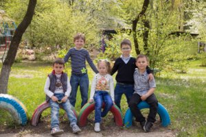 весенняя фотосессия в детском саду віпускной альбом для детского сада